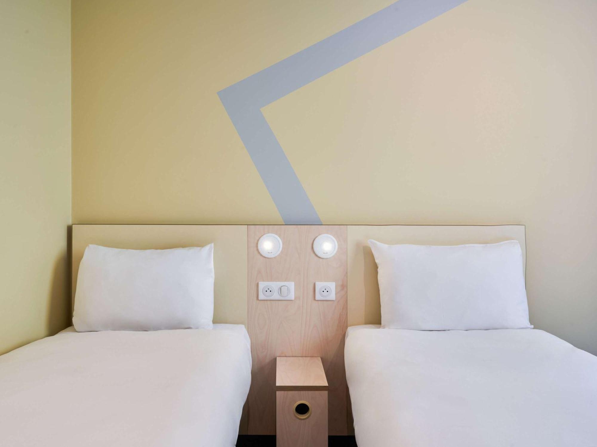 Ibis Budget Saint-Maurice Ngoại thất bức ảnh