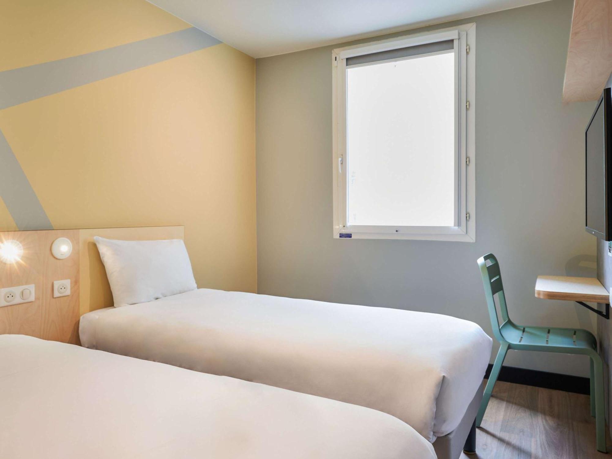 Ibis Budget Saint-Maurice Ngoại thất bức ảnh