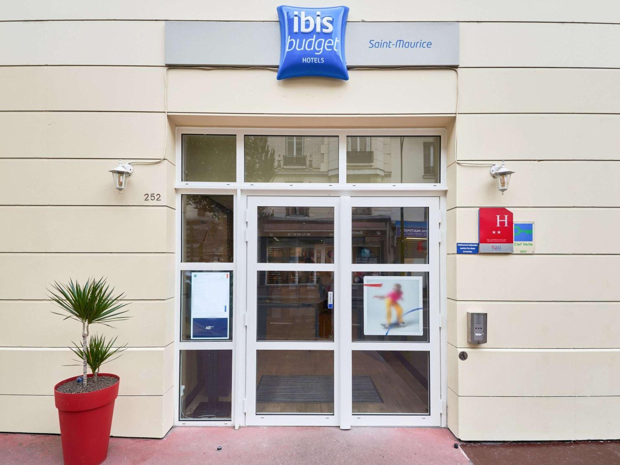 Ibis Budget Saint-Maurice Ngoại thất bức ảnh