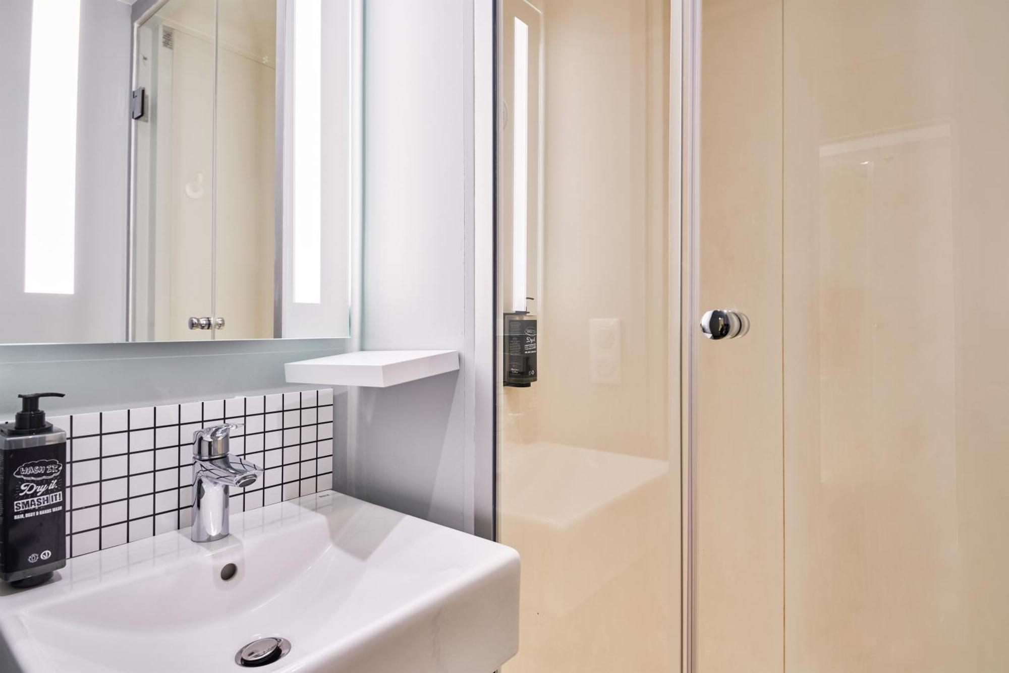 Ibis Budget Saint-Maurice Ngoại thất bức ảnh